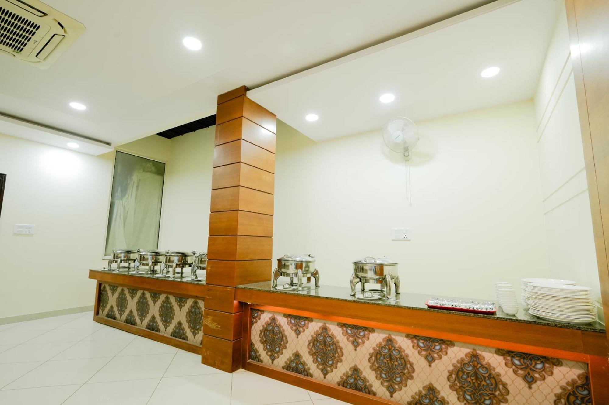 Hotel Olive Greens Jaipur Buitenkant foto